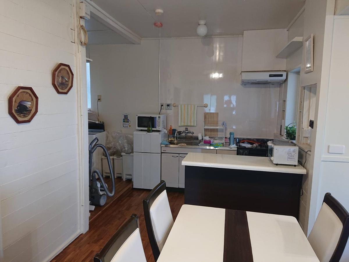 Maribu Beach House Onna Buitenkant foto